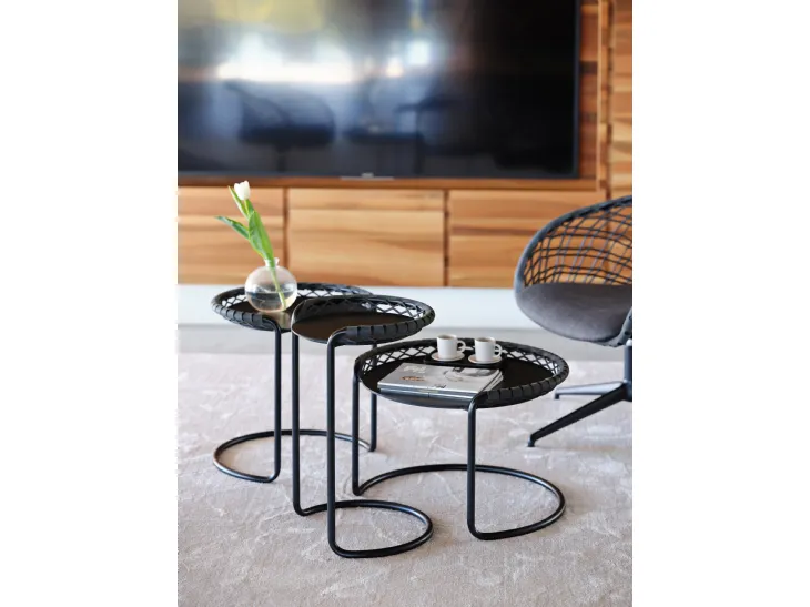 Tavolini P47 in metallo e cuoio intrecciato di Midj