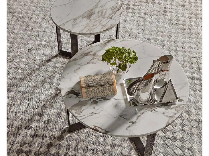 Tavolino con piano in marmo e struttura in metallo GATWICK di Rosini