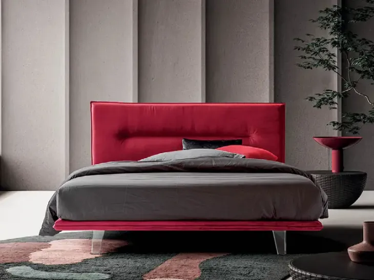 Letto matrimoniale dall'effetto sospeso Flash di Rigosalotti