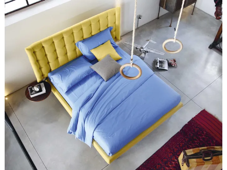 Letto matrimoniale con testiera capitonnè Hug 05 High di Noctis