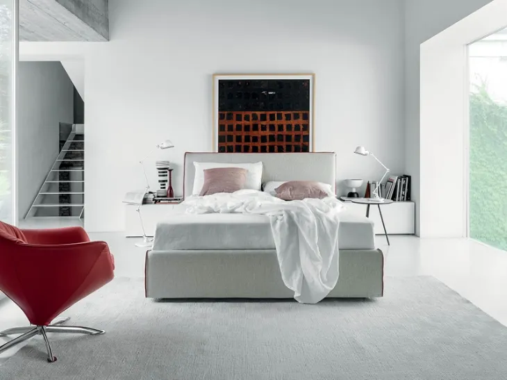 Letto in tessuto con box contenitore e testiera Blenda di Rigosalotti