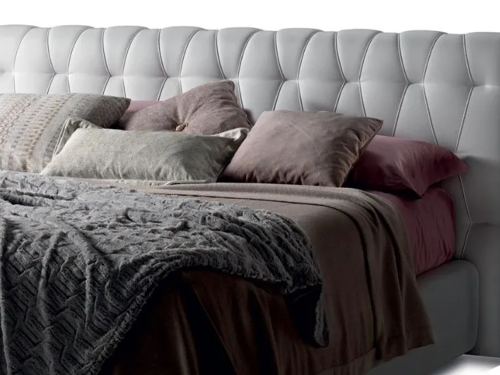 Letto classico modello Unique di Samoa