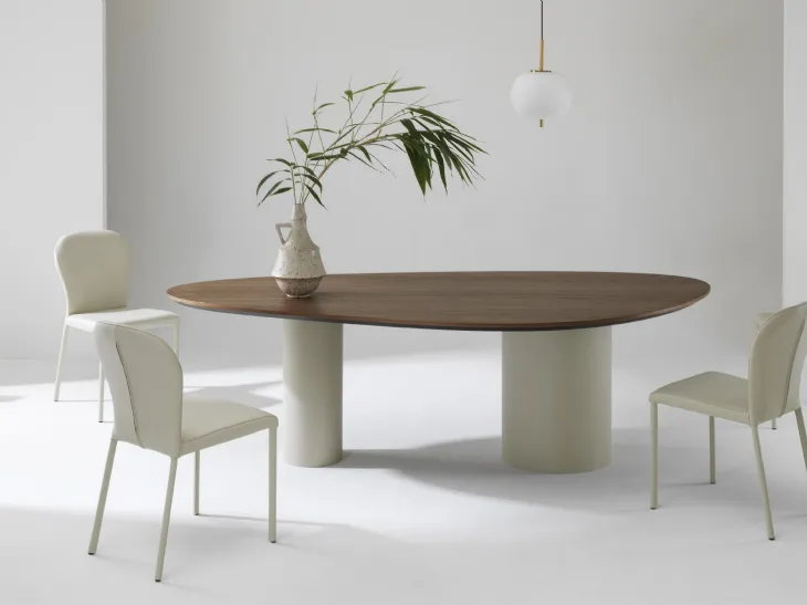 Sedia Gaia di Julia Arredo Cuoio