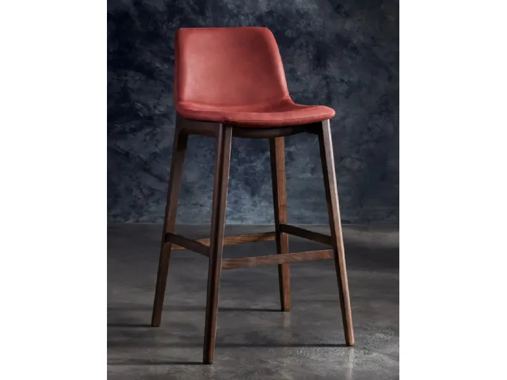 Sgabello in pelle e frassino Isabel di Julia Arredo Cuoio