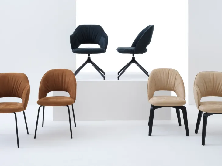 Sedia in pelle imbottita Noemi di Julia Arredo Cuoio