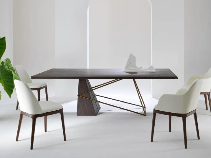 Sedia in pelle imbottita Sofia di Julia Arredo Cuoio