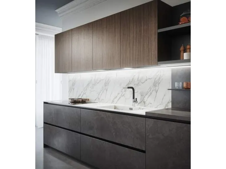 Cucina moderna con ante effetto legno rigato